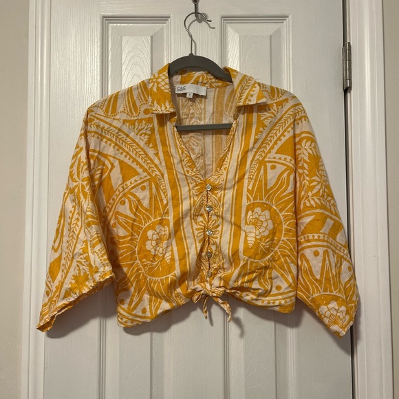 C&C California Tops - C&C California linen blend blouse relaxed fit cropped  Small